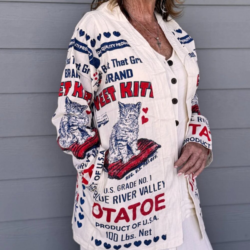 Graphic Jacket - Picture 2 of 4